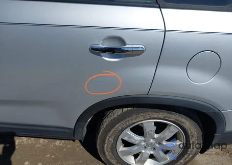 2012 Kia Sorento Lx from USA, damaged, VIN 5XYKTCA61CG229127